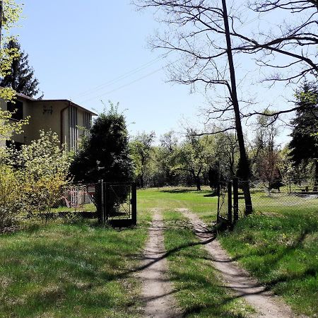Villa Zwolaki à Ulanow Extérieur photo